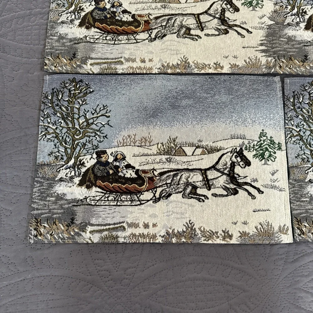 Tapestry Victorian-inspired Winter Sleigh Ride 2‎ Placemats + Runner Snow Scene